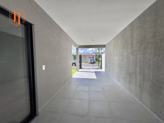 Imagem Casa para Venda, Abranches, 3 dormitórios, 1 suíte, 2 banheiros, 2 vagas