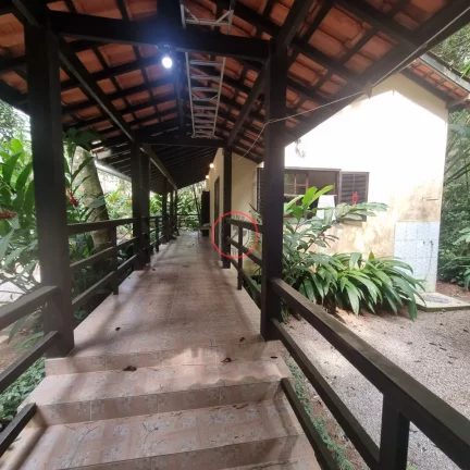 Imagem CASA NA CIDADE JUNTO A NATUREZA COM 2 SUITES GRANDES AREA GOURMET, ACEITA PERMUTA COMO PARTE DE PAGAMENTO EM SAO PAULO