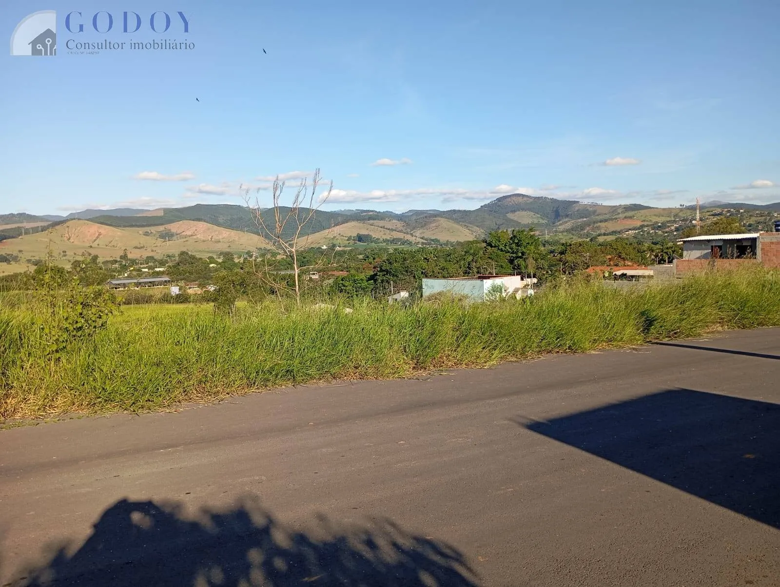 Imagem Excelente Terreno à Venda no Bairro Shangrilá - 500m²