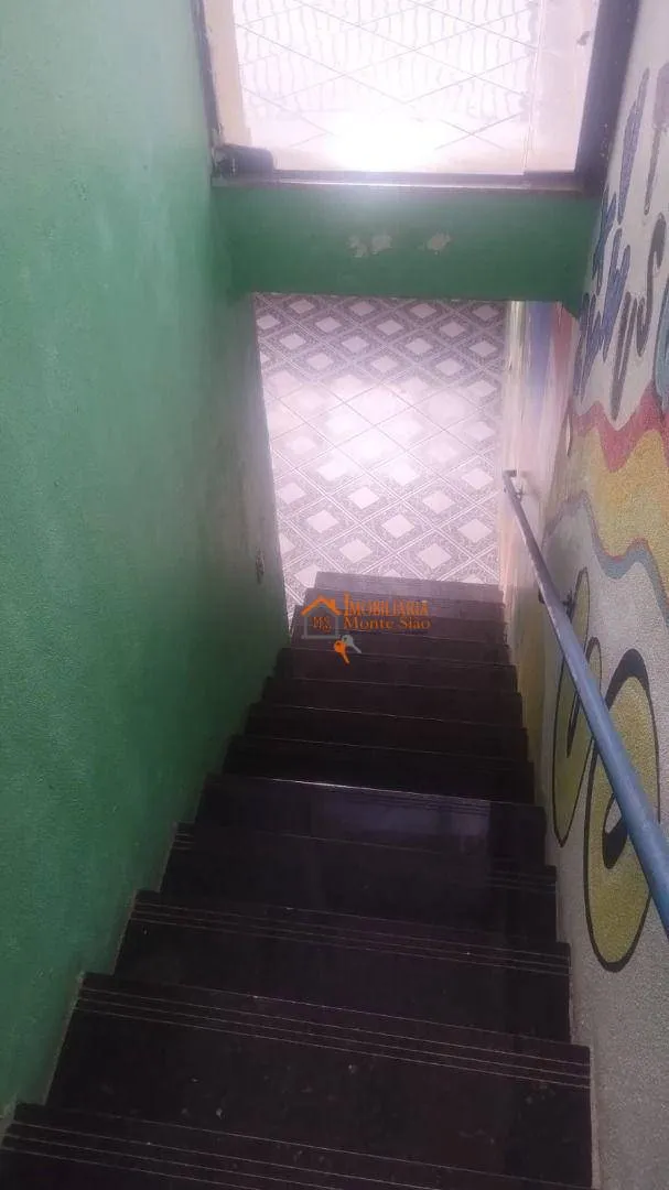 Imagem Sobrado com 3 dormitórios à venda, 300 m² por R$ 600.000,00 - Cidade Soberana - Guarulhos/SP
