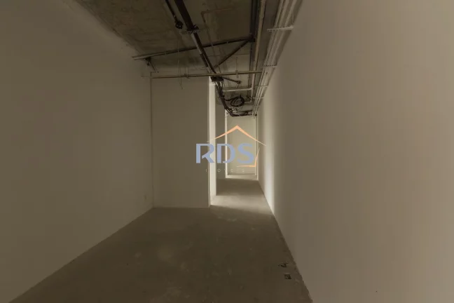Imagem Apartamento no contrapiso a venda de 575m² com 4 suítes e 6 vagas no Itaim