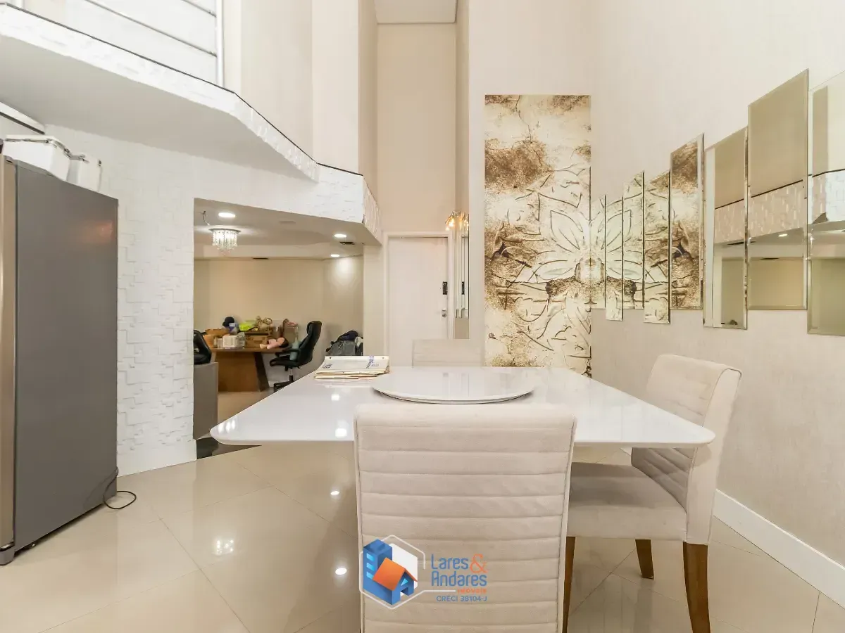 Imagem Casa para venda em City América com 4 quartos, sendo 2 suítes, 246m²
