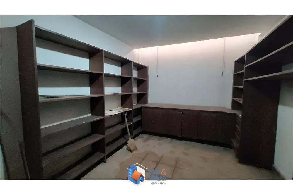Imagem Casa à venda 3 Quartos 3 Suites 4 Vagas 410M² Jardim dos Estados São Paulo - SP