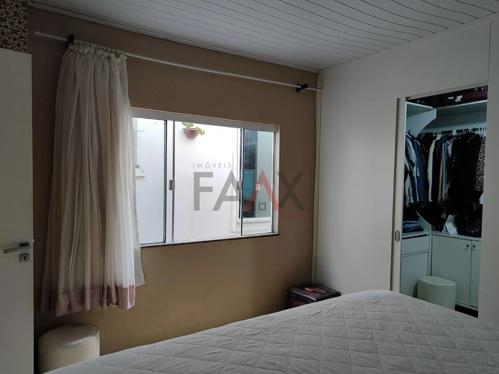 Imagem Casa à venda na Avenida Turíbio Gomes na VILA BELA em GUARAPUAVA - PR