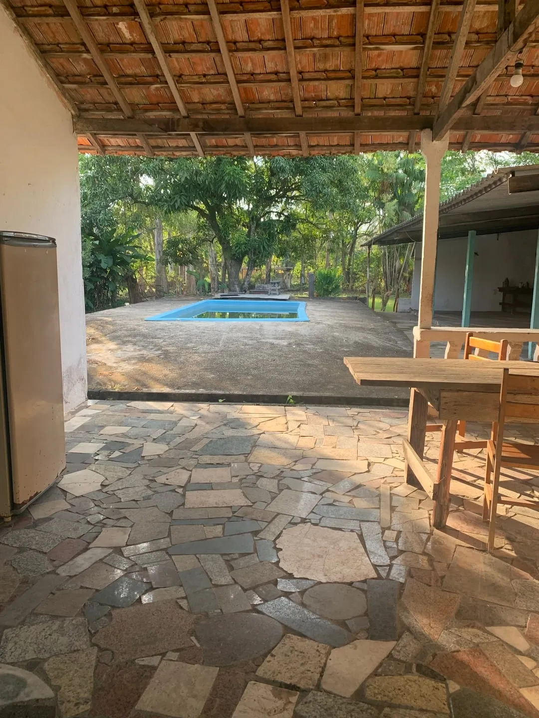 Imagem Casa à venda e locação 2 Quartos, 1 Suite, 4 Vagas, 8473.76M², Vila São Benedito, Pindamonhangaba - SP