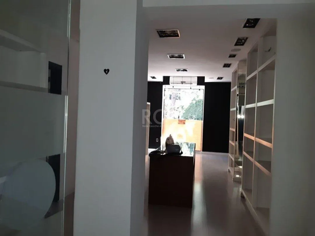 Imagem Casa Comercial para Venda - 336m², 0 dormitórios, Moinhos de Vento