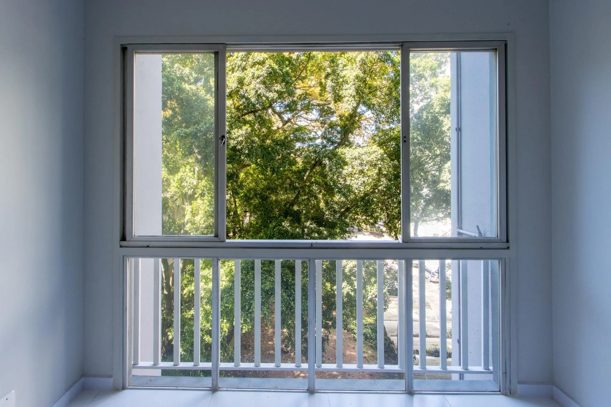 Imagem Apartamento 3 quartos, reformado, condomínio com infraestrutura - Bairro Cristal