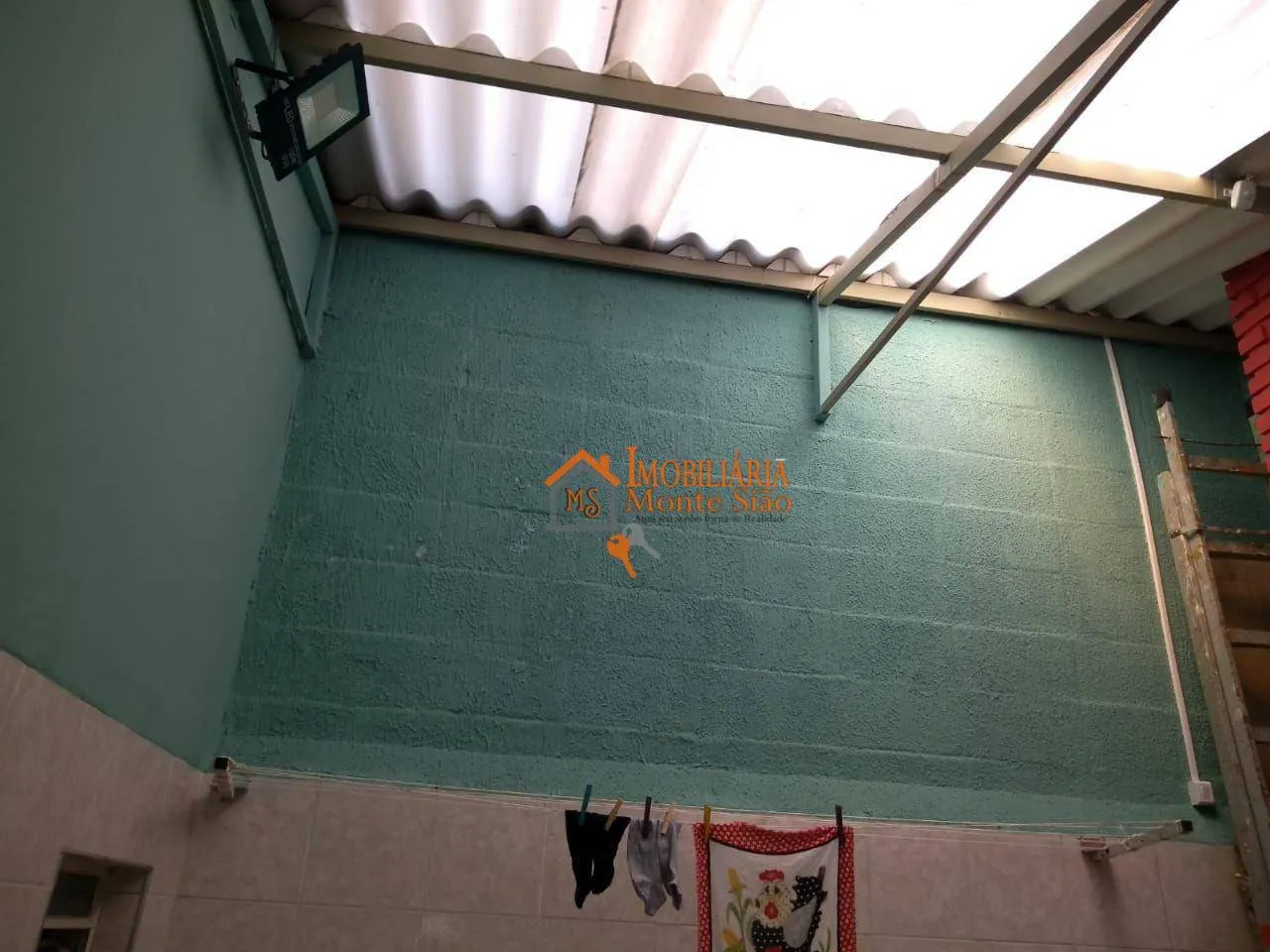 Imagem Sobrado com 3 dormitórios à venda, 176 m² por R$ 640.000,00 - Jardim São Jorge - Guarulhos/SP