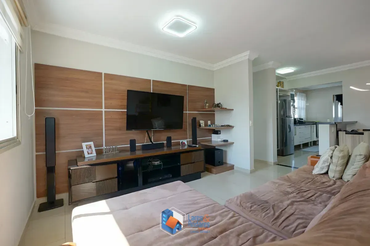 Imagem Duplex para venda em Vila Sofia com 3 quartos, sendo 1 suíte, 228m²