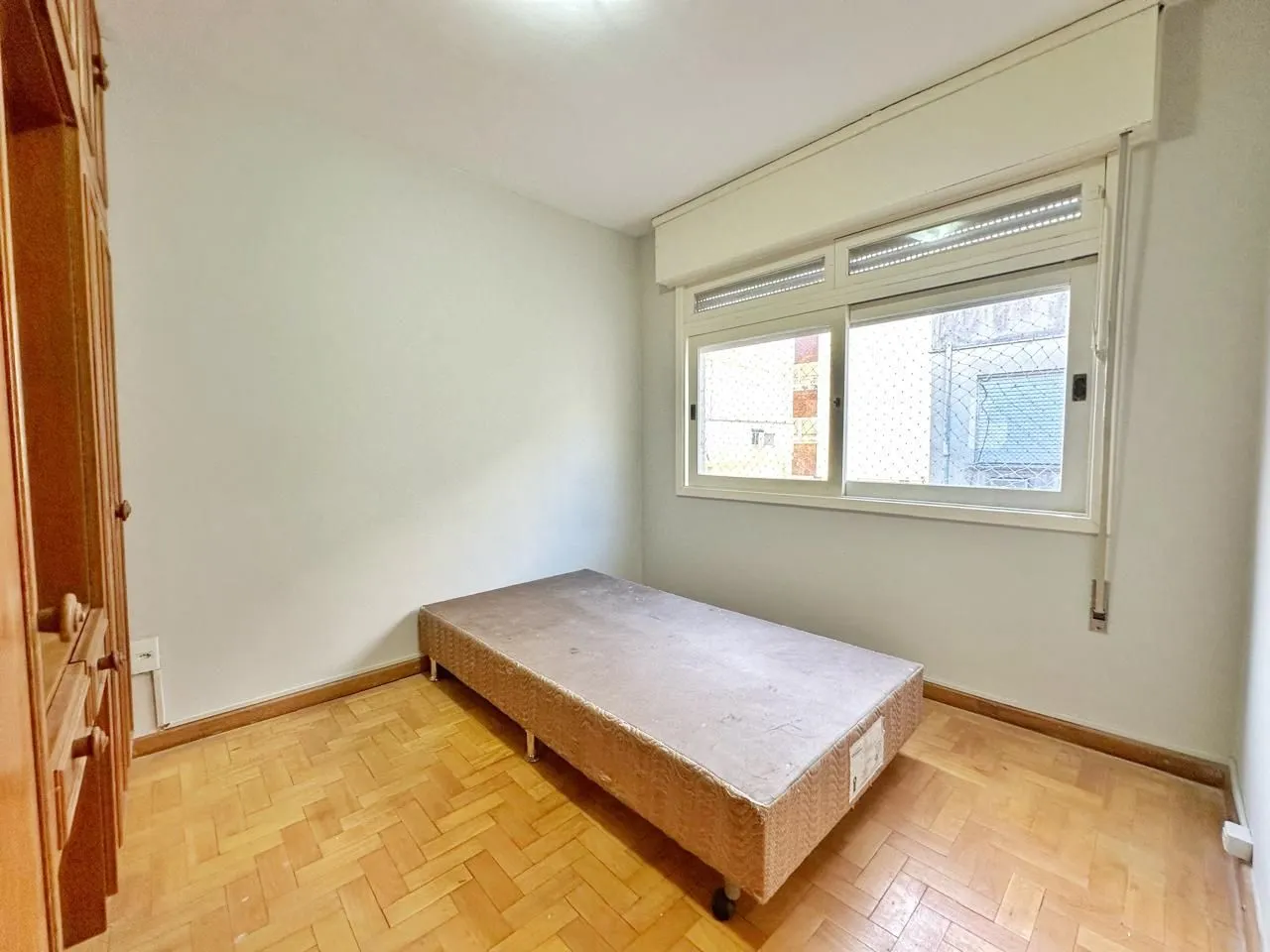 Imagem Apartamento com 3 quartos à venda na Rua José de Alencar - Menino Deus, Porto Alegre