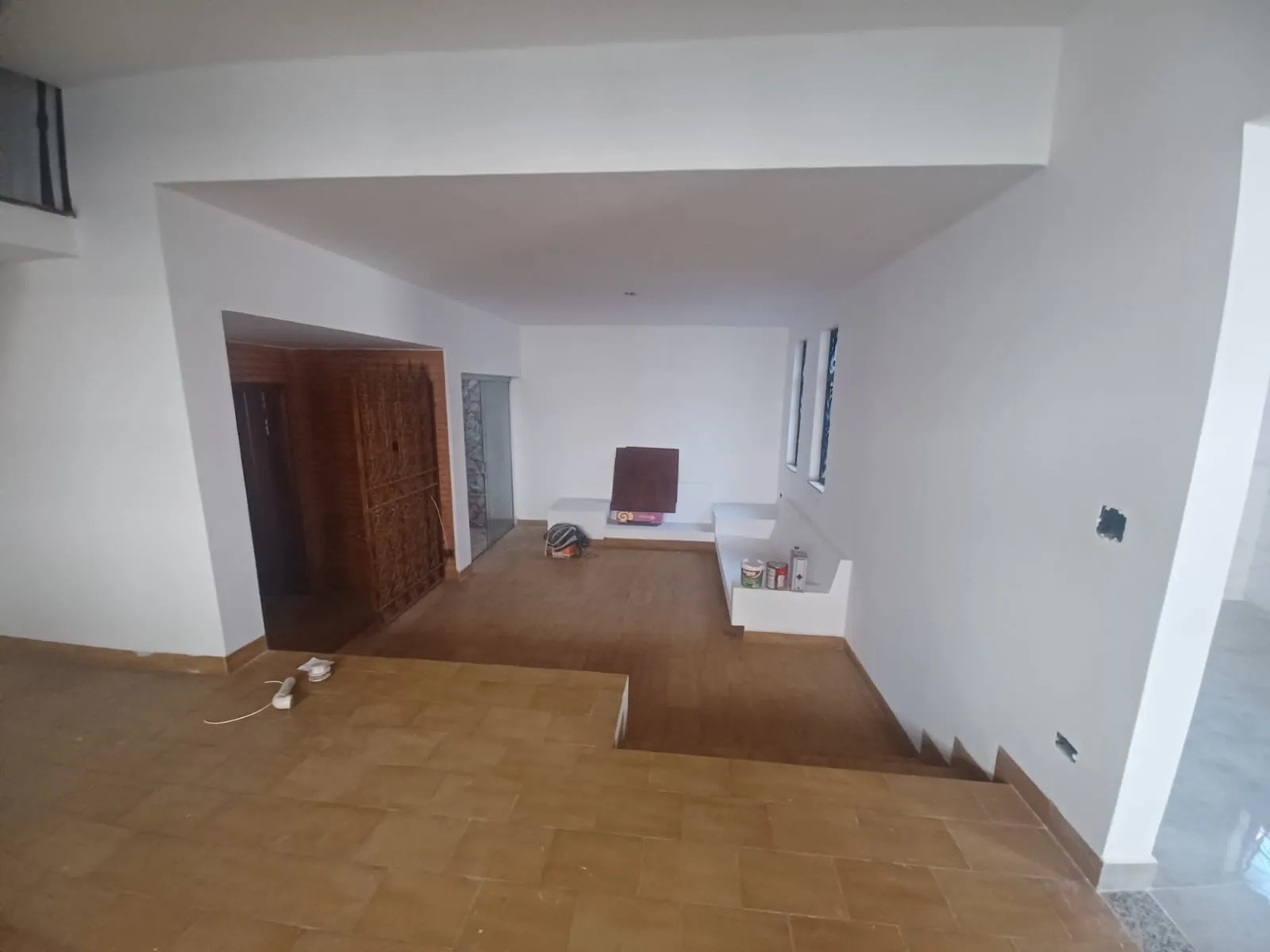 Imagem Lindo sobrado com 250,00m2 de construção e 300,00m2 de terreno!, a poucos minutos do shopping Cianê.