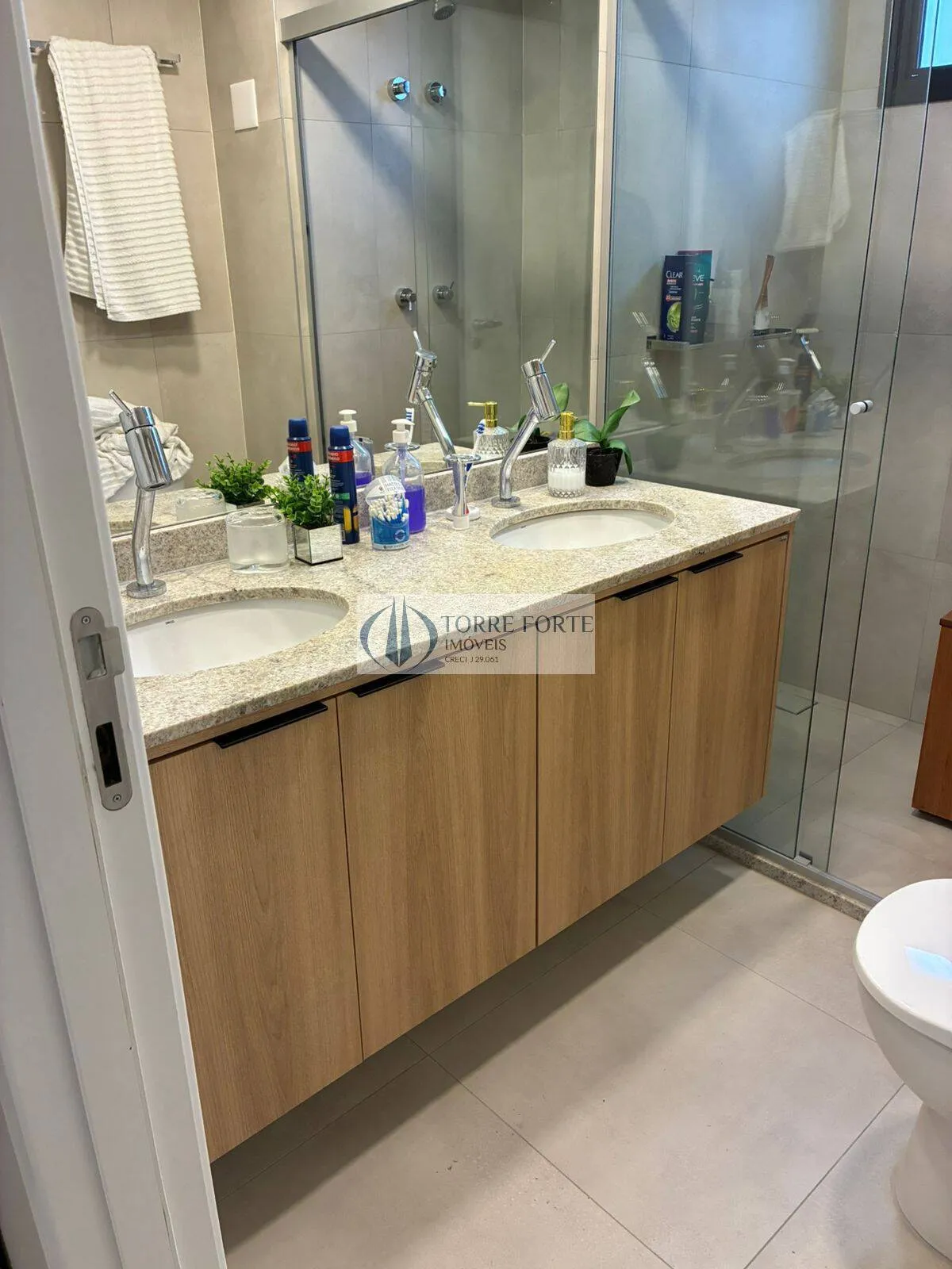 Imagem Lindo Apartamento com 3 dormitórios 2 Vagas de Garagem em Perdizes