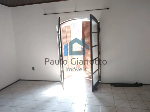 Imagem Prédio à venda com 04 casas e salão comercial em Cotia