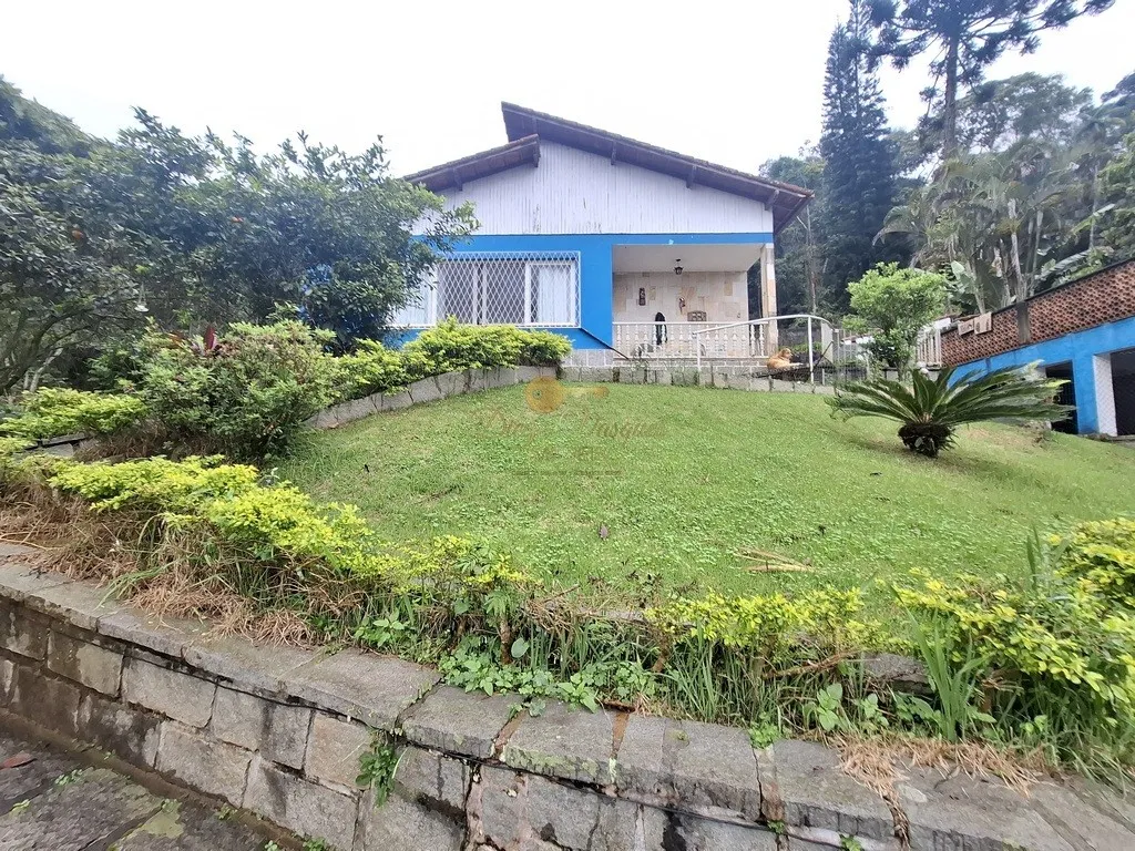 Foto do imóvel Casa para Venda em Teresópolis / RJ em Rua Álvaro Alvim