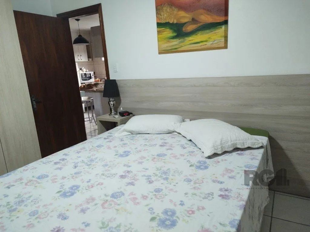 Imagem Casa para Venda - 204m², 4 dormitórios, 3 vagas - Scharlau