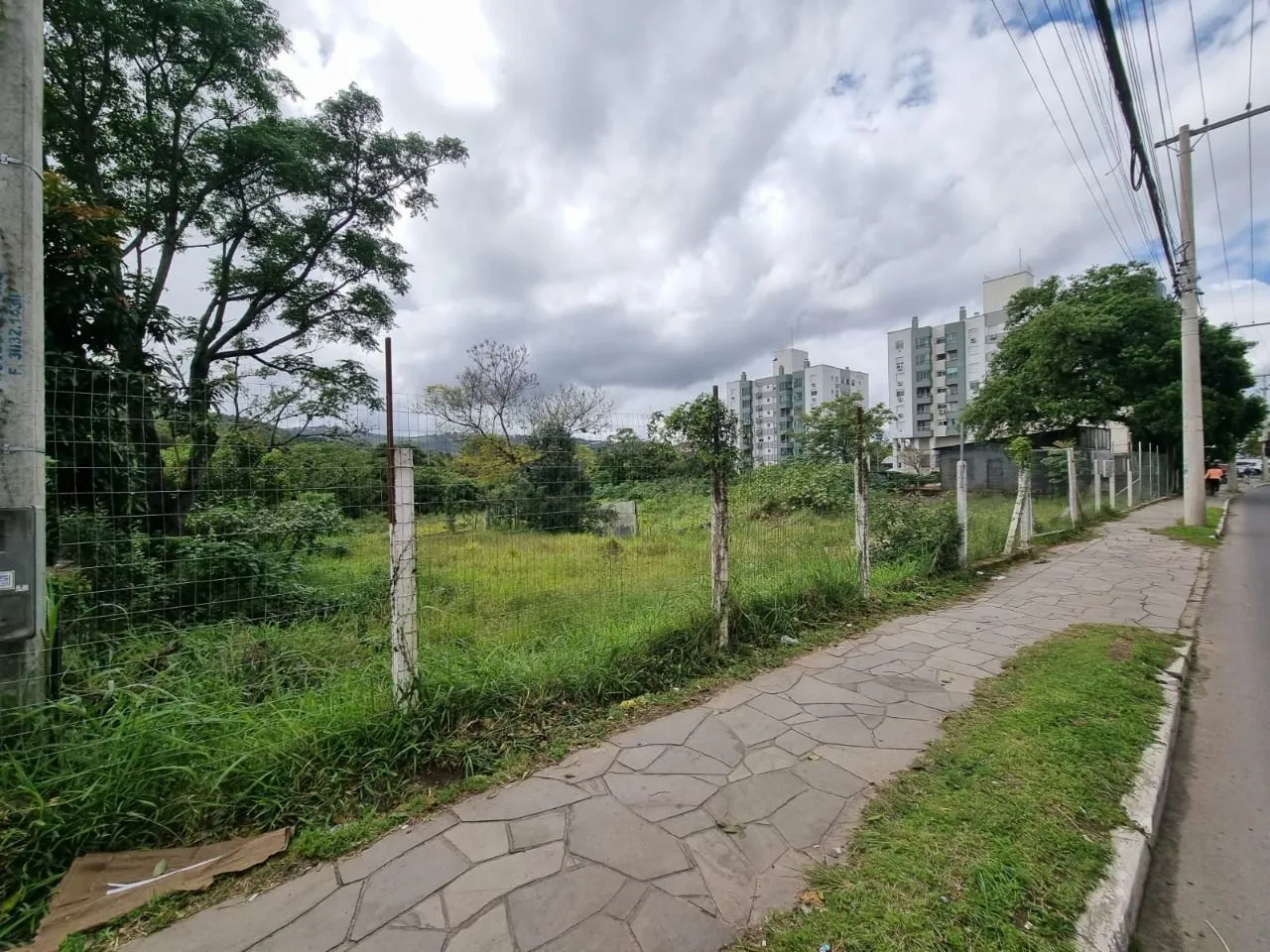 Imagem Terreno para Venda - 3778m² Na Avenida Cavalhada