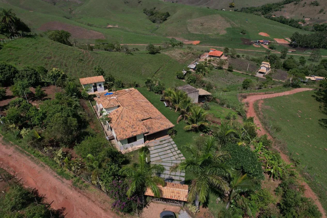 Imagem Lindo sítio à venda em Rio Manso/MG , com 20.000 m² de terra