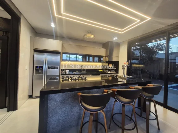 Imagem Casa com 3 suítes à venda no Residencial Santorini - Paulínia

Residência contemporânea de alto...