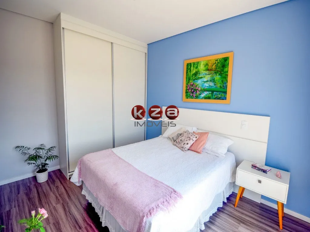 Imagem Imóvel de Luxo à Venda em Valinhos-SP: Casa de 4 quartos, 4 suítes com 330m² no Condomínio Residencial Querência.