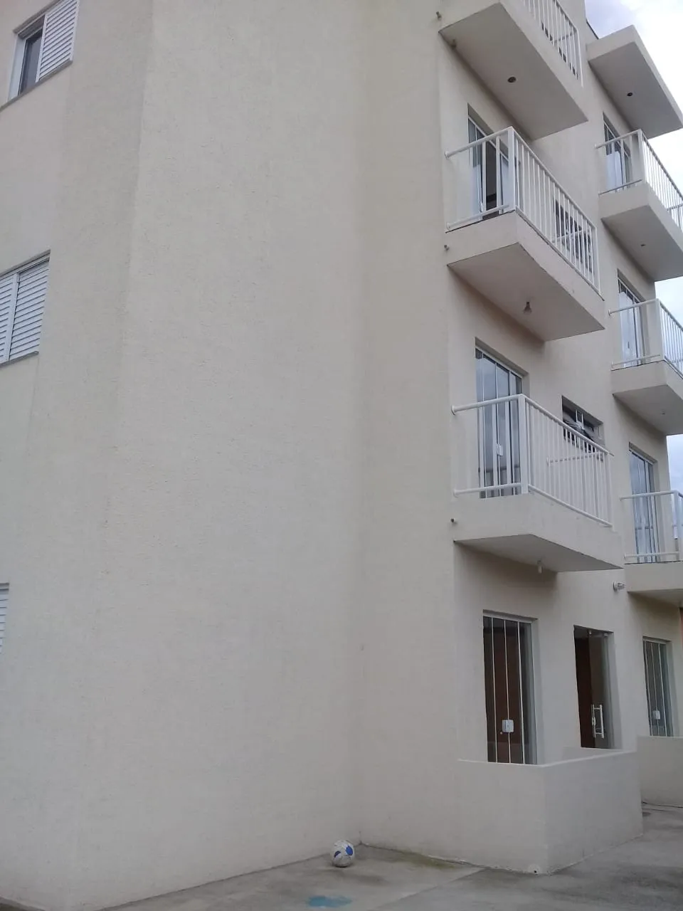 Imagem Apartamento à venda 2 Quartos, 1 Vaga, 52M², Residencial e Comercial Cidade Jardim, Pindamonhangaba - SP | Edifício Residencial Samambaias