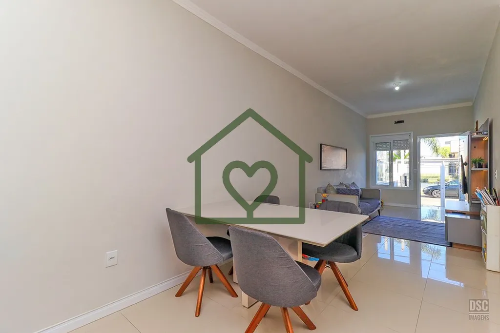 Imagem Casa térrea com 92m² privativos, muito bem distribuída, oferecendo um ambiente acolhedor e funcio...