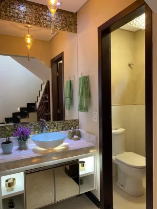 Imagem CASA COM 4 QUARTOS E 4 SUÍTES A VENDA NA PRAIA