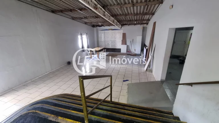 Imagem Oportunidade Imperdível ? Salão Comercial com 3.700m² Localização Estratégica na Rua Dom Aquino ? Em Frente à Praça das Araras (Cabeça de Boi)