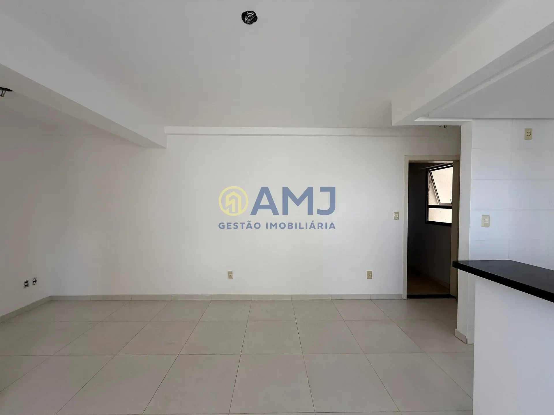 Imagem Apartamento 3 Quartos com armários na Vila Rosa!