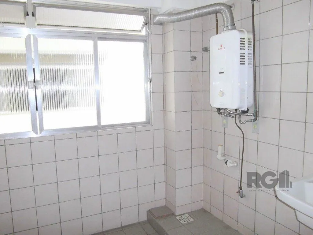 Imagem Apartamento 2 dormitórios, 1 suíte, 1 vaga - 90m² de área privativa no Bairro Mont Serrat