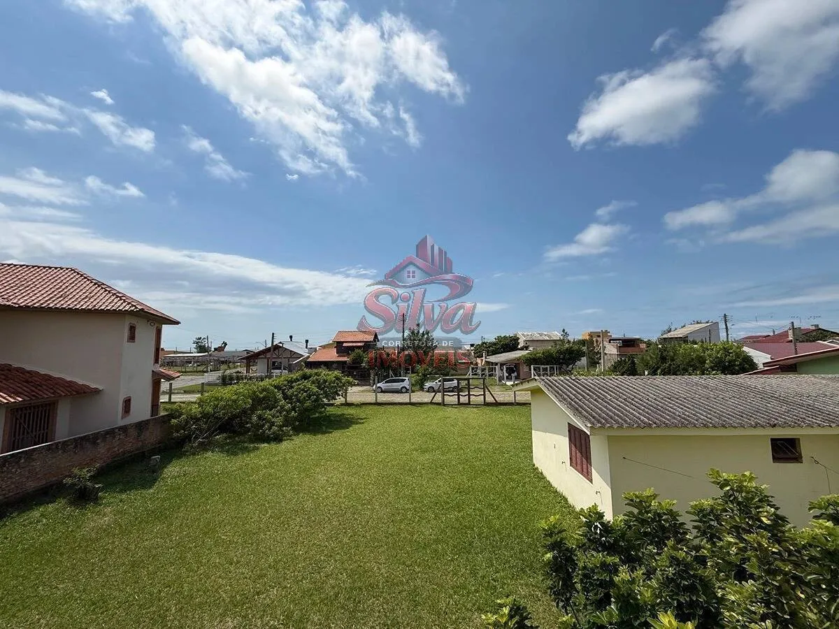 Imagem C1215| Casa 3 suítes a 100m do mar