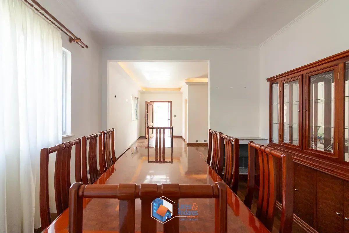 Imagem Casa para venda em Campo Belo com 4 quartos, sendo 3 suítes, 280m²