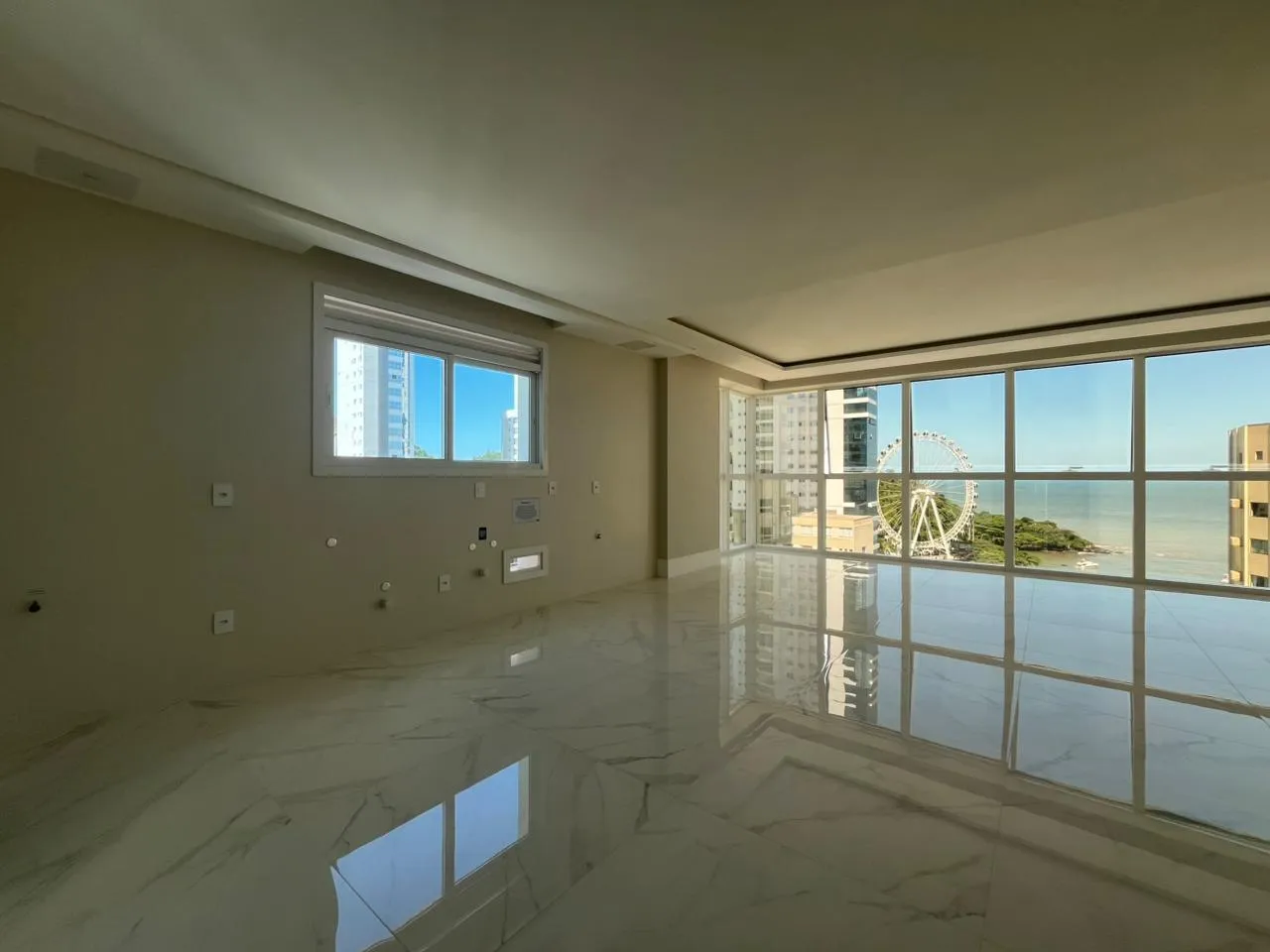 Imagem Apartamento com vista para o mar à venda com 151.28m2 por R$ 5.460.000,00