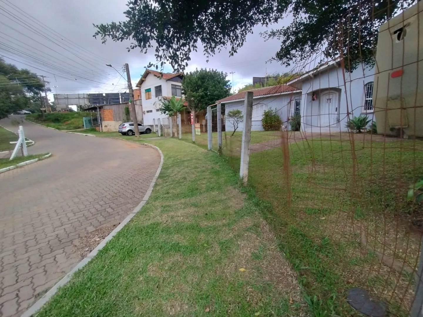 Imagem Área a venda no bairro São Lucas as margens da RS-040 denominada Tapir Rocha
