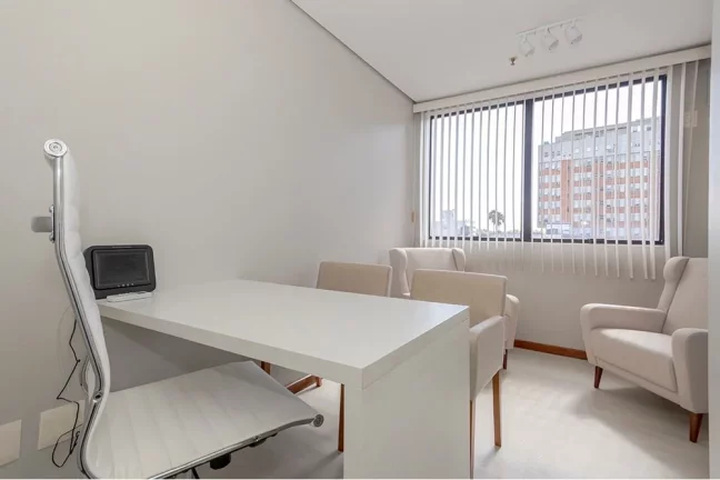 Imagem Sala para venda no bairro Menino Deus em Porto Alegre