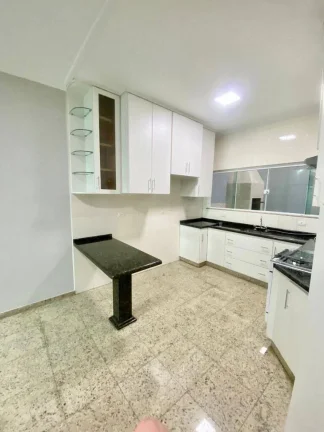 Imagem Sobrado Maravilhoso 174 m² 3 Dormitórios sendo 1 Suíte e 2 Vagas