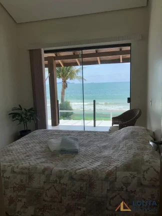 Imagem Casa à venda no Ingleses, de frente para o mar, Florianópolis/SC