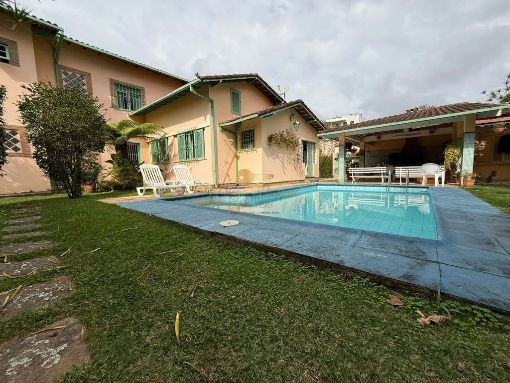 Foto do imóvel Casa para Venda em Teresópolis / RJ em Rua Paraíba