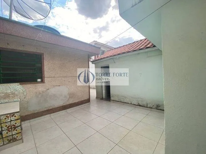 Imagem Bela casa 3 dormitórios 2 banheiros e 5 vagas no Tatuapé
