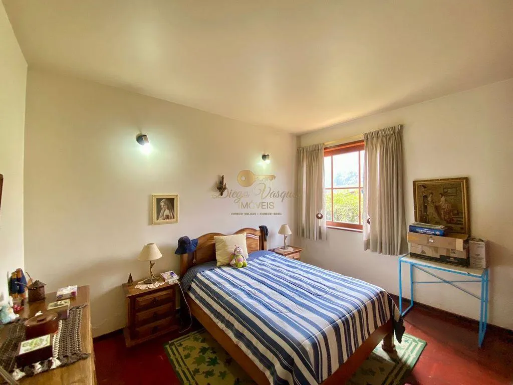 Imagem Casa para Venda em Teresópolis / RJ no bairro Albuquerque