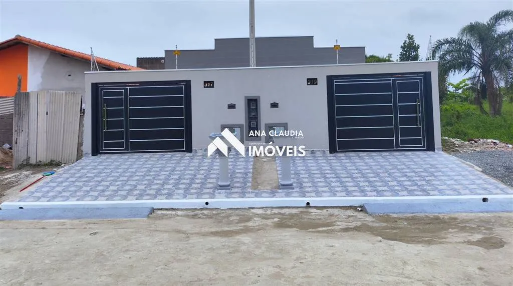Imagem Casas geminadas disponível
 Lado praia Itanhaém️