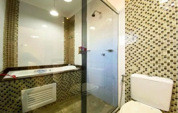 Imagem Sobrado 233m² 05 dormitórios, 04 vagas, no Bairro Moinhos de Vento em Canoas