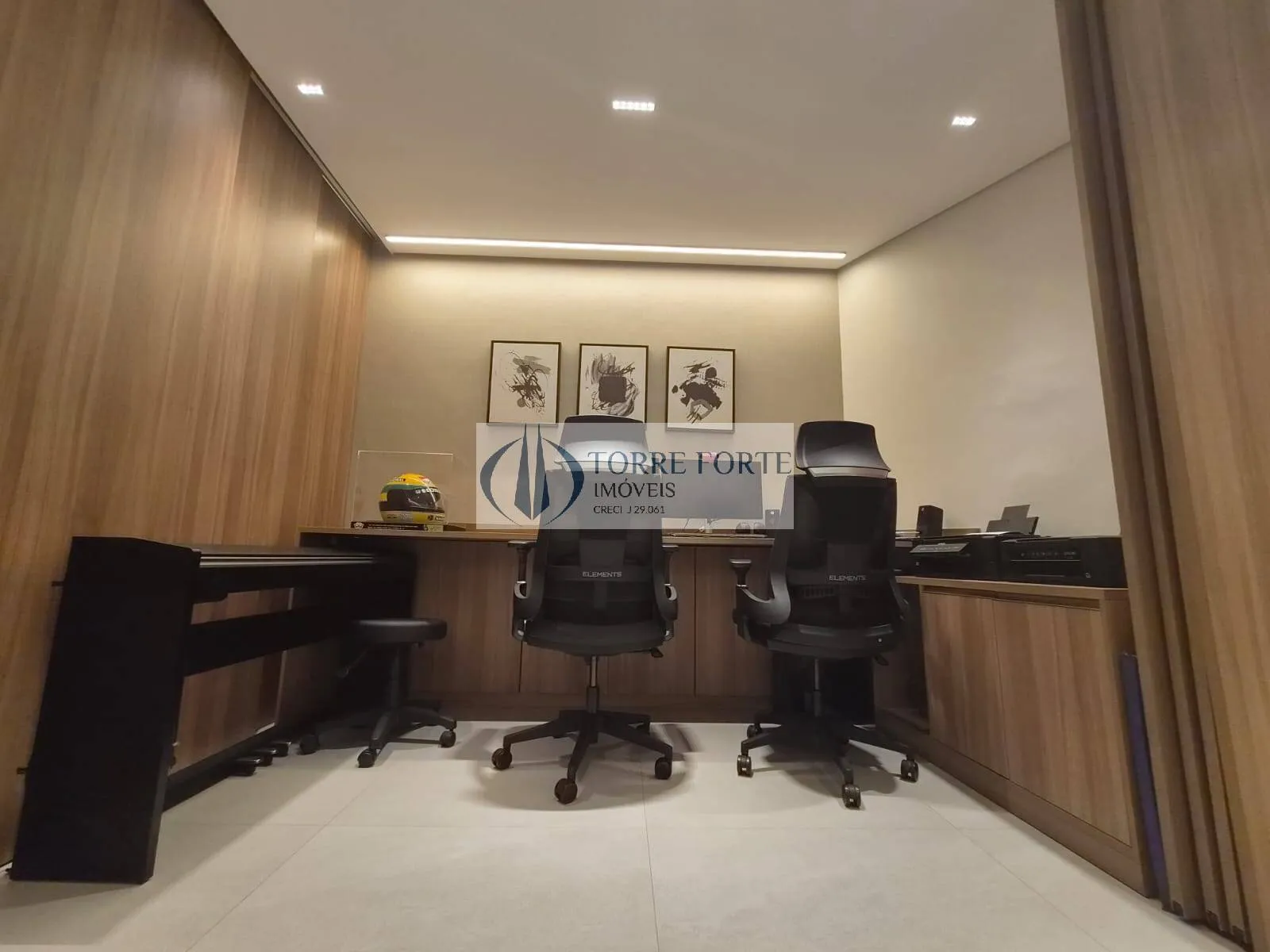 Imagem Excelente apartamento, 170 m² 3 dormitórios sendo 1 suíte máster com closet