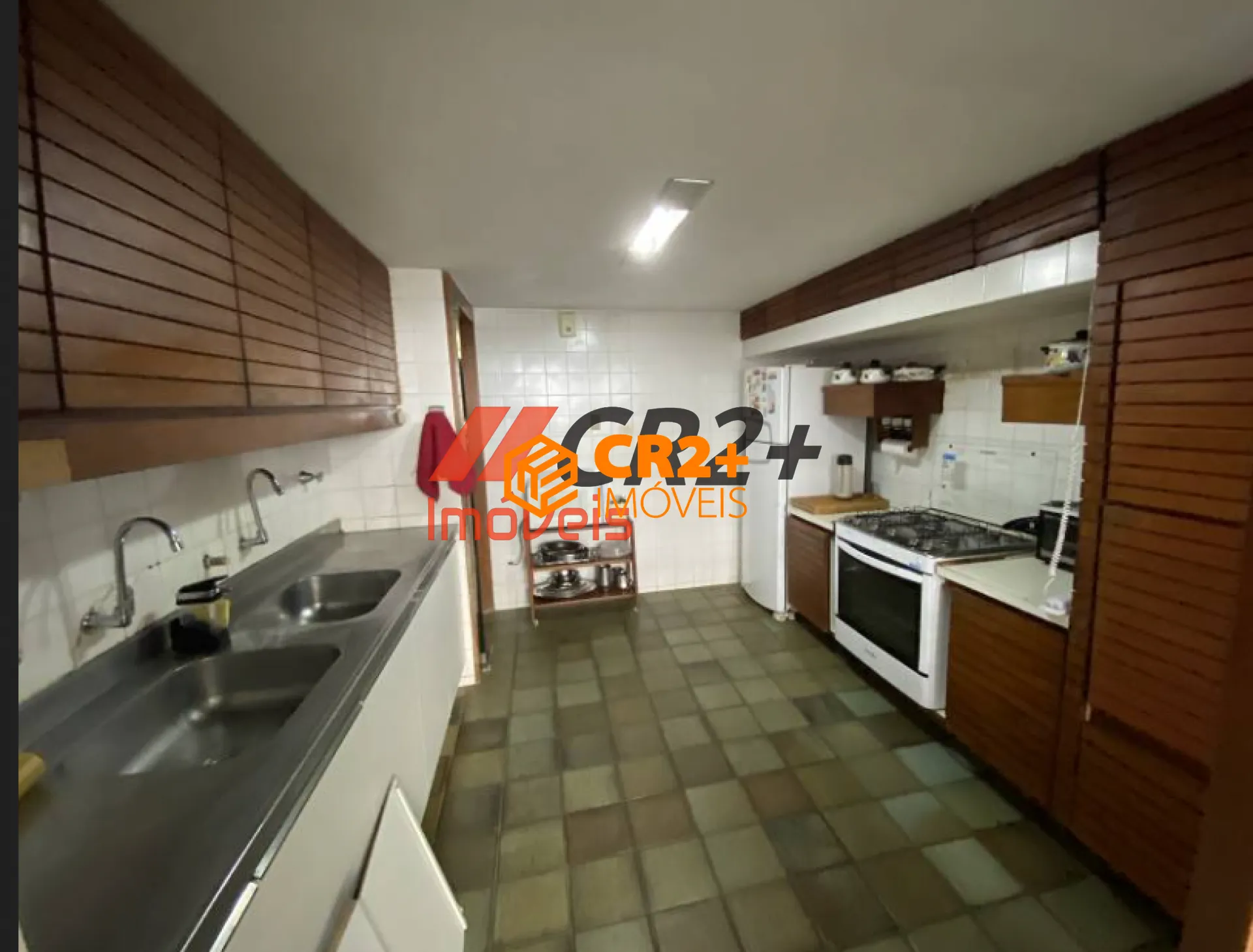 Imagem Cobertura à Venda com 06 quartos, 03 suítes em Boa Viagem com 345M².