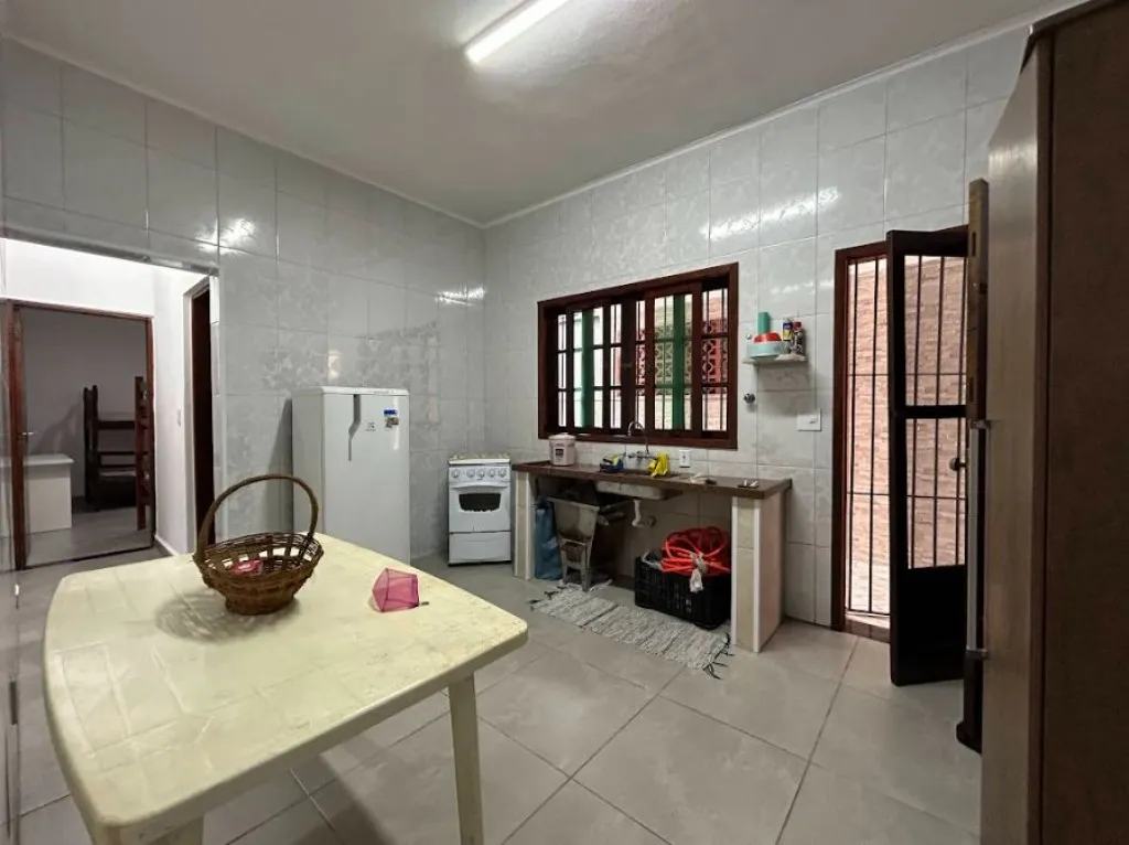 Imagem CASA COM 100,00 m² - MARACANÃ - PRAIA GRANDE SP