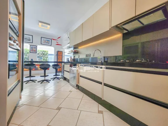 Imagem Casa à venda com 4 Dormitórios 4 Suítes 300 m² de área útil - Riviera de São Lourenço - Bertioga SP