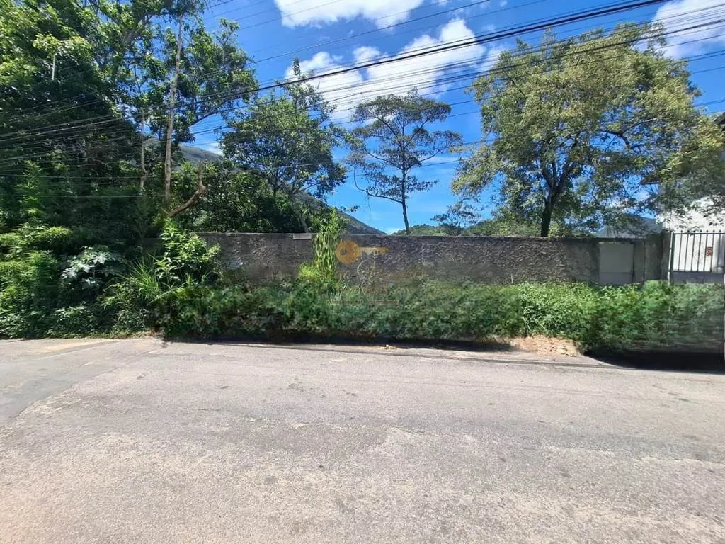 Foto do imóvel Terreno para Venda em Teresópolis / RJ em Rua Sergipe