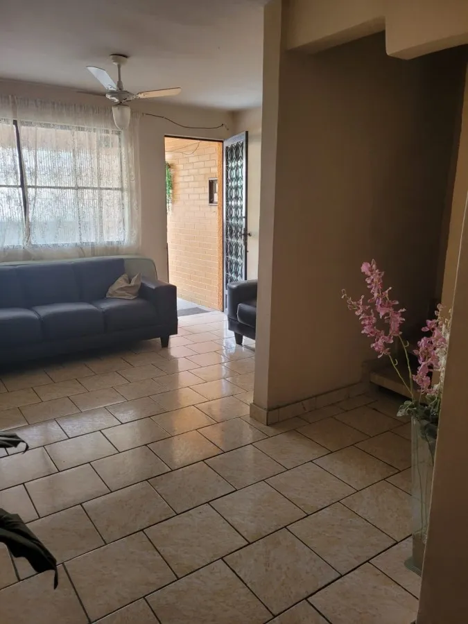 Imagem Casa para Venda em Rio de Janeiro, Campo Grande, 2 dormitórios, 1 banheiro, 1 vaga