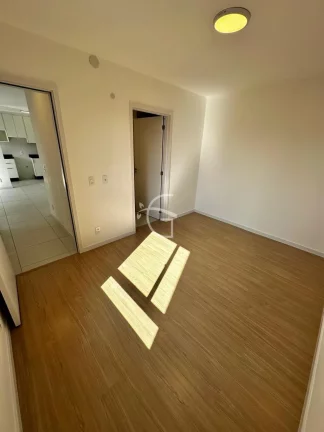 Imagem Um apartamento novinho e muito bem localizado!
