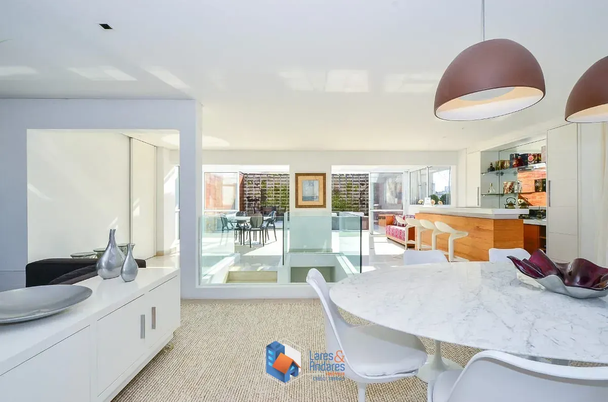 Imagem Triplex para venda em Morumbi com 3 quartos, sendo 3 suítes, 370.59m²