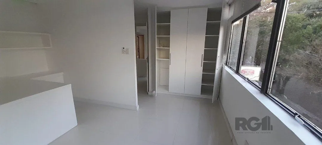 Imagem Excelente Sala Mobiliada na Wenceslau Escobar enfrente ao Paseo
